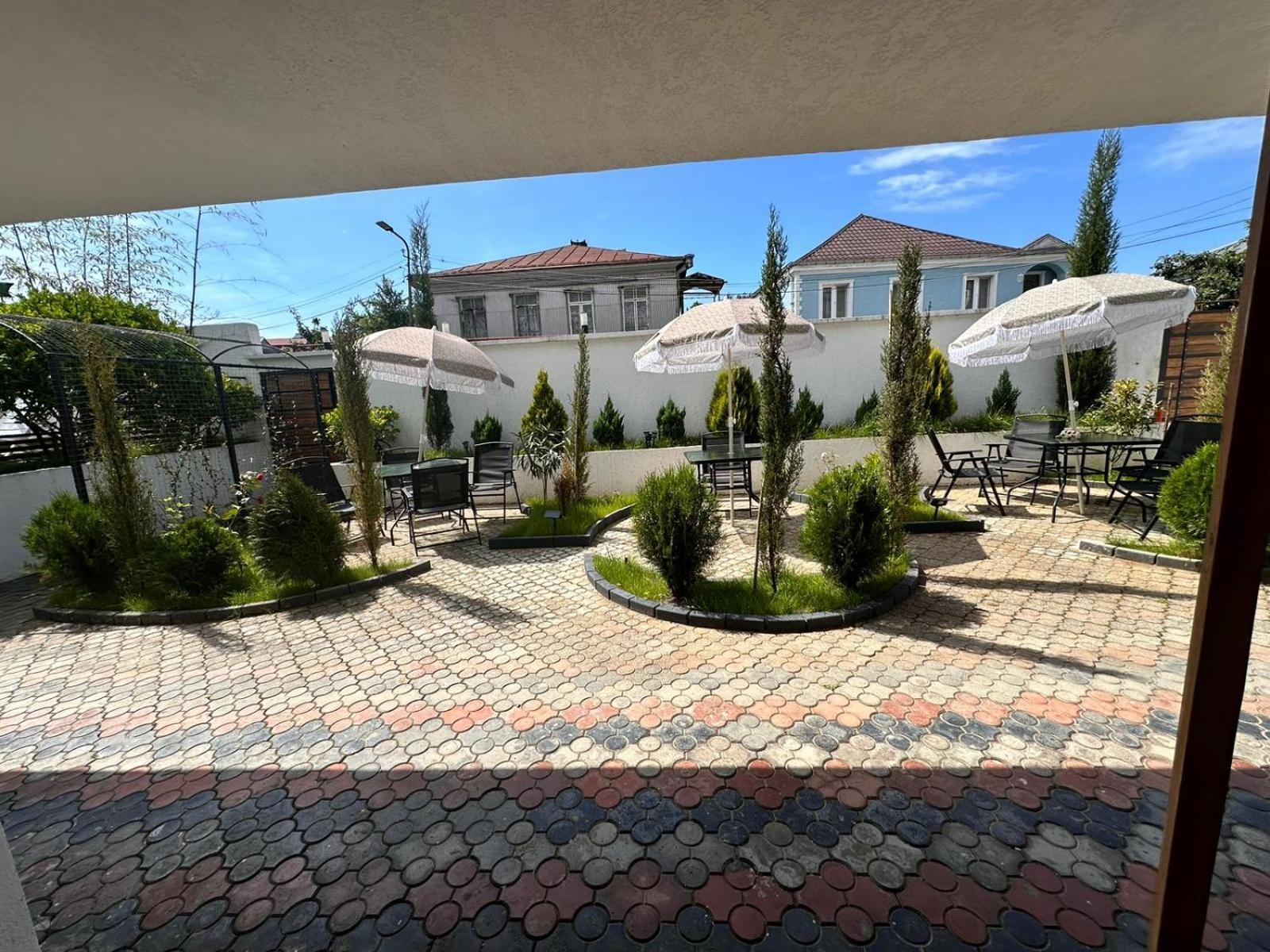 Villa Gardens Koboeleti Buitenkant foto